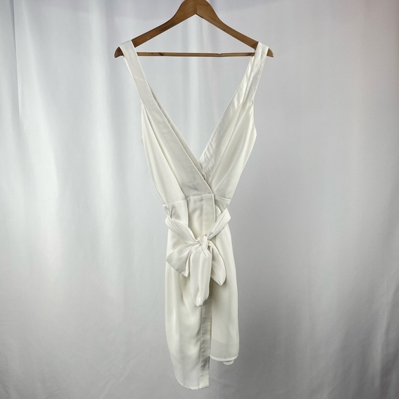 The Fifth‎ Label Sleeveless Tie Wrap Dress in White Size Extra Small - Picture 5 of 10